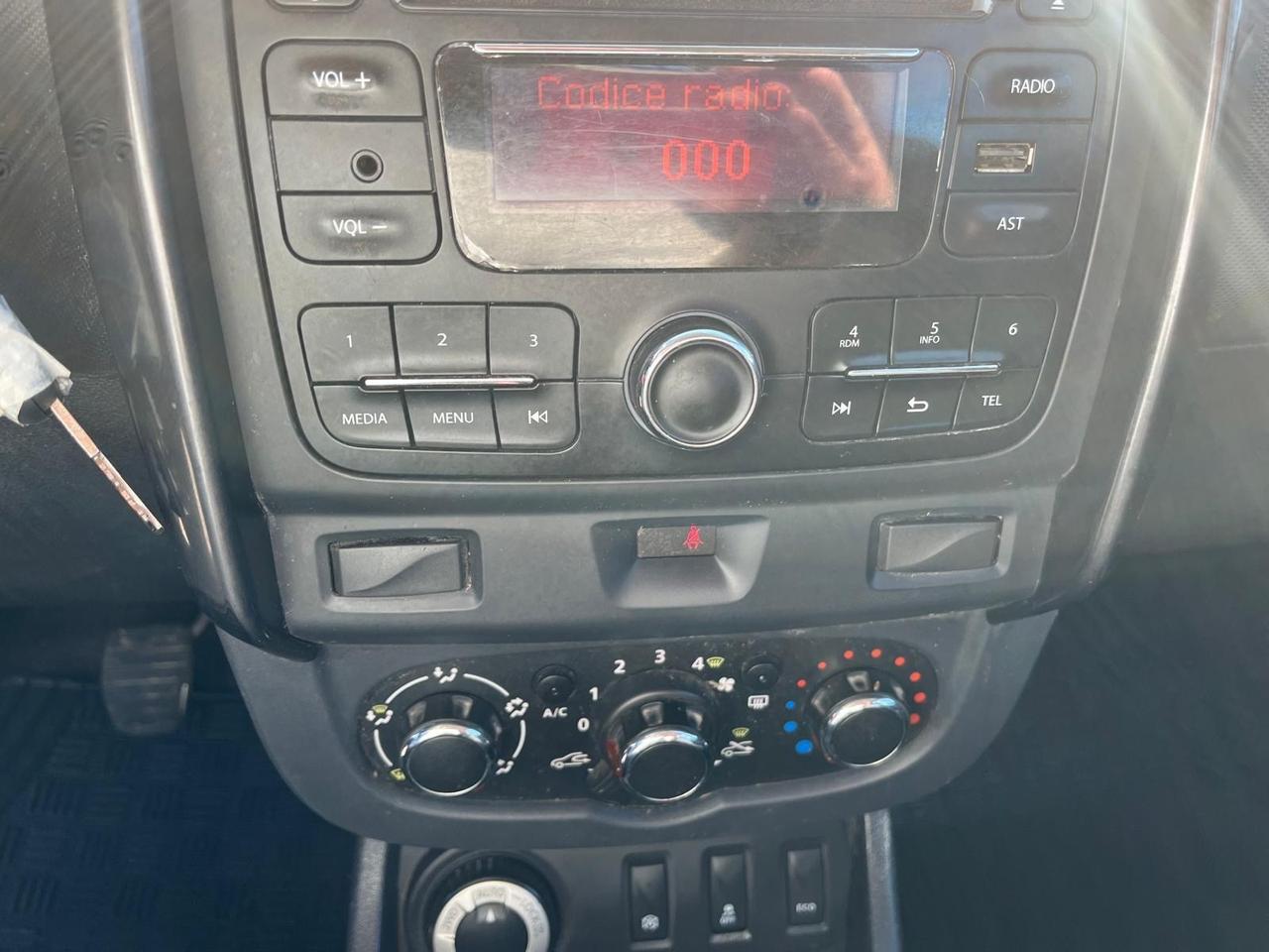 Dacia duster 4x4- 1.5 dci- full-2016