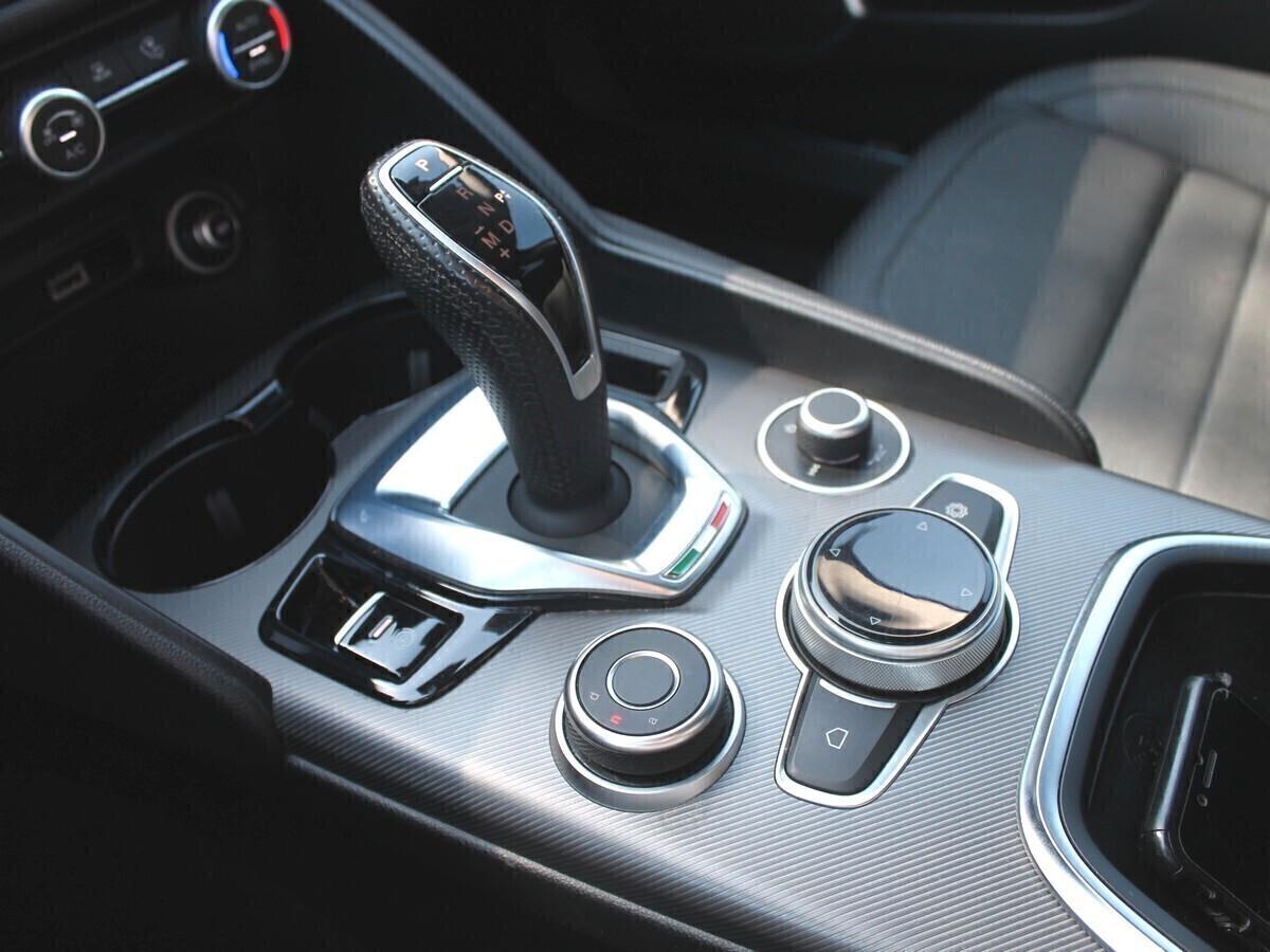 Alfa Romeo Giulia 2.2 Turbodiesel 190 CV AT8 Sprint