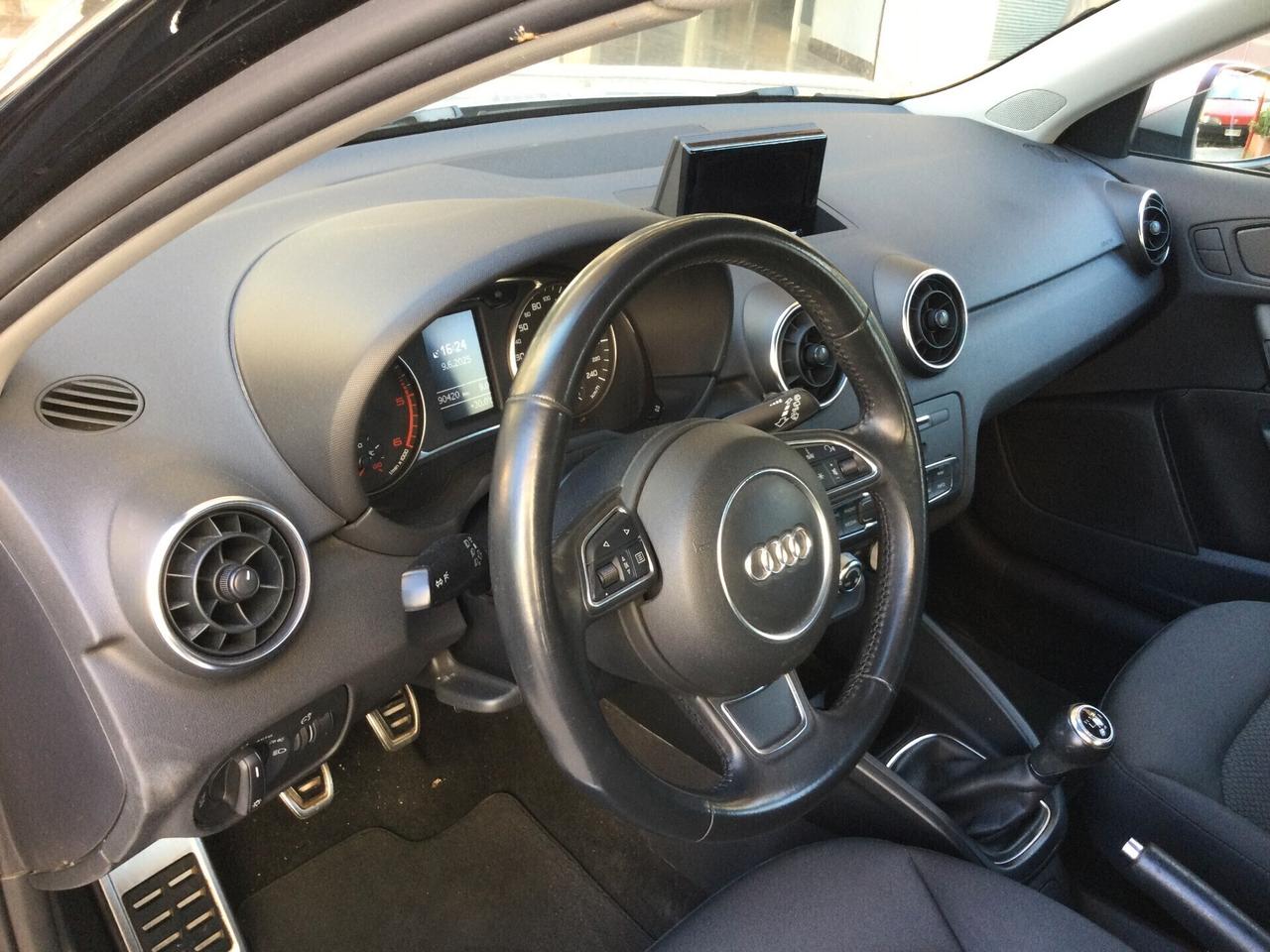 Audi A1 SPB 1.4 TDI Admired S Line