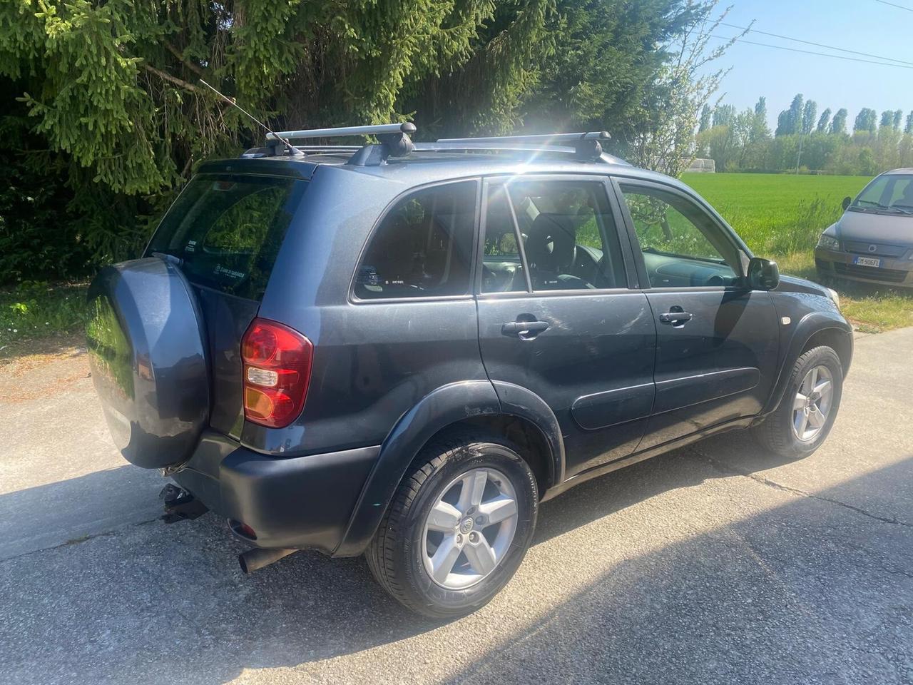 TOYOTA RAV4 2.0 Tdi D-4D TUTTI I LAVORI ESEGUITI
