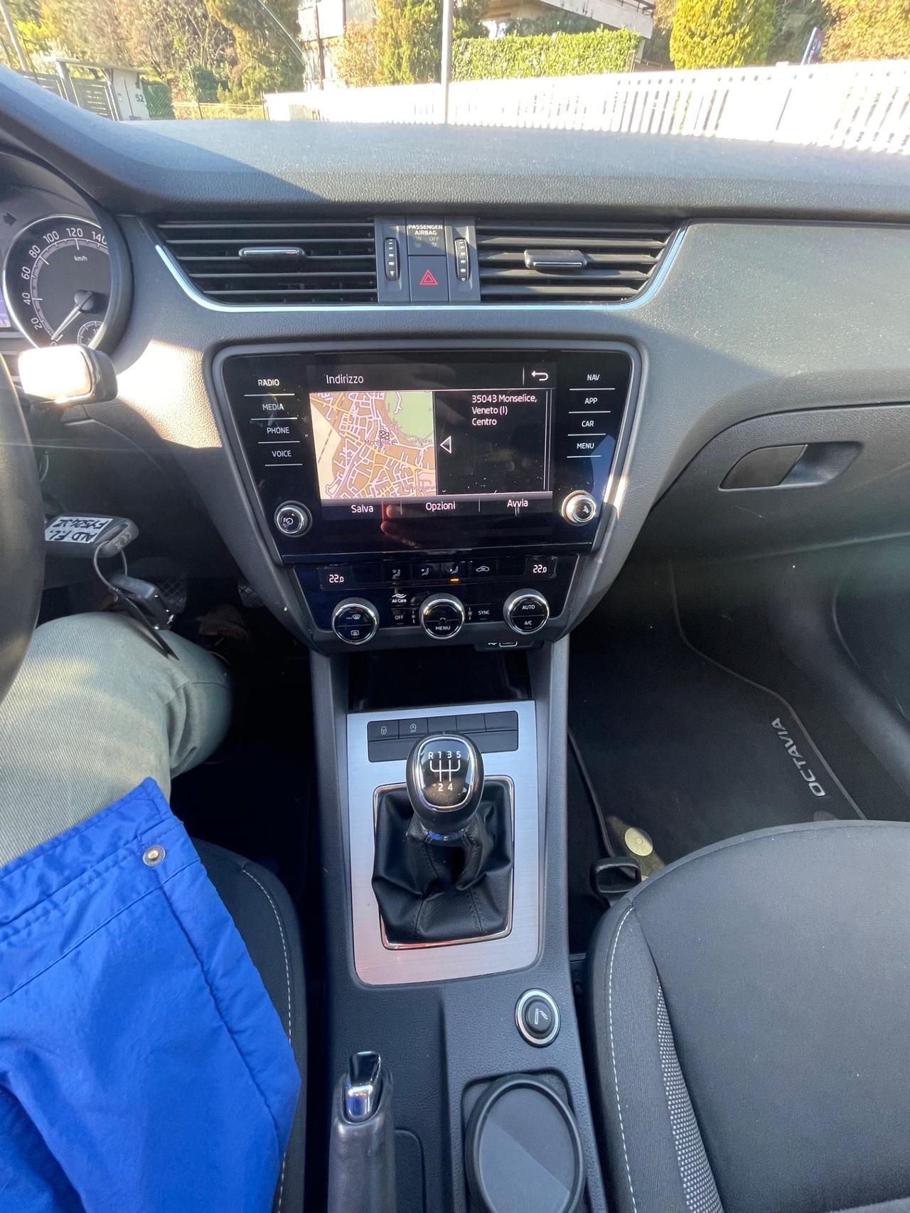 Skoda Octavia 1.6 TDI SCR 115 CV Wagon Executive