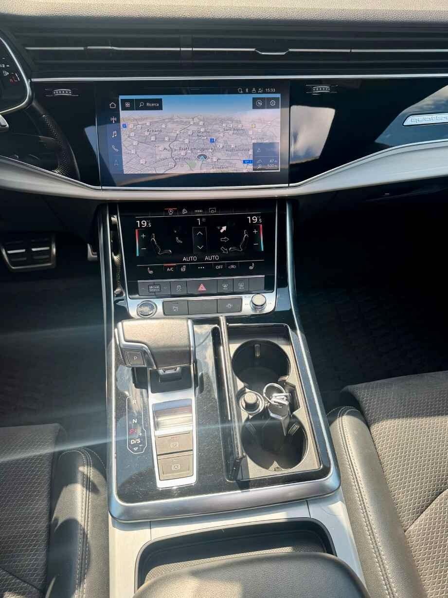 AUDI Q8 3.0 TDI 286 CV quattro tiptronic Sport
