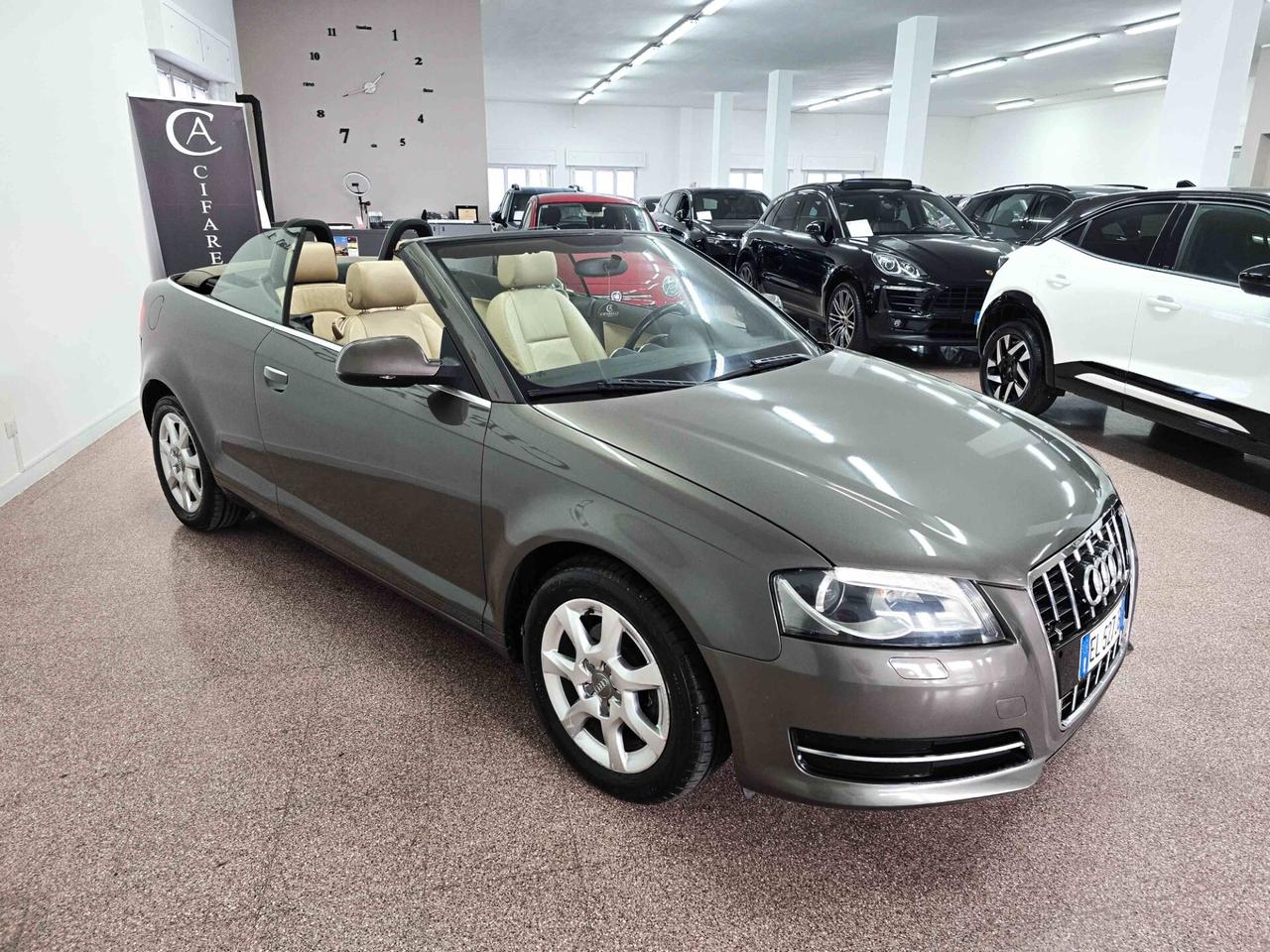 Audi A3 Cabrio 1.6 TDI 105 CV CR Ambition