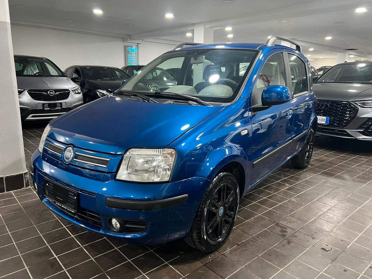 NUOVA FIAT PANDA EMOTION 1.2 BENZ 60CV DUALOGIC AUTOMATIC