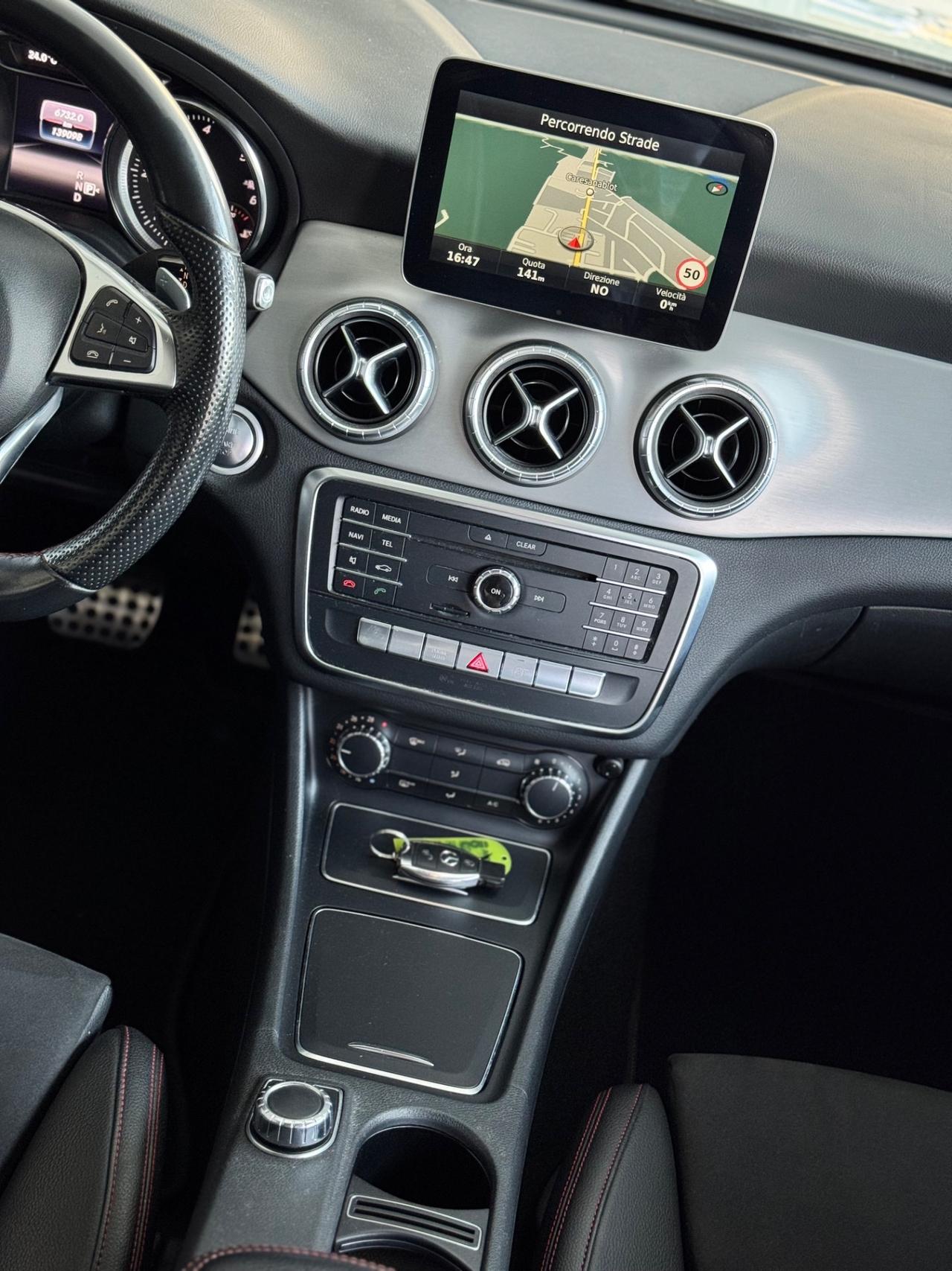 Mercedes-benz CLA 220 d 4Matic Automatic Premium AMG
