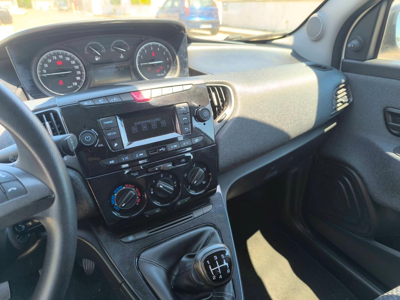 Lancia Ypsilon 1.2 69 CV 5 porte GPL Ecochic Gold 1 PROPRIETARIA