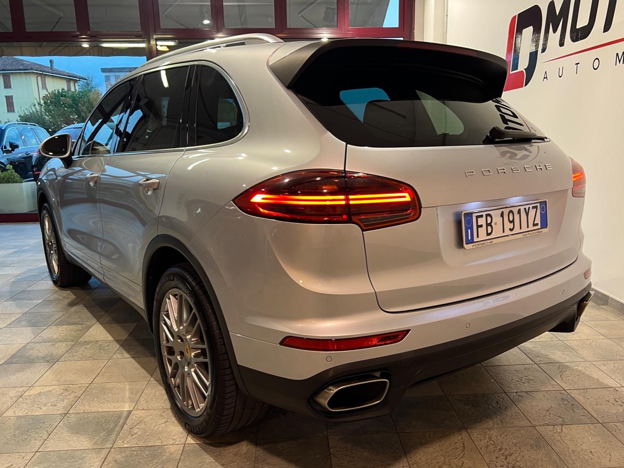 Porsche Cayenne 3.0 tiptronic