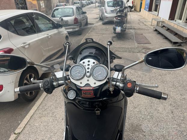 PIAGGIO BEVERLY CC250 ie CRUISER APPENA TAGLIANDAT