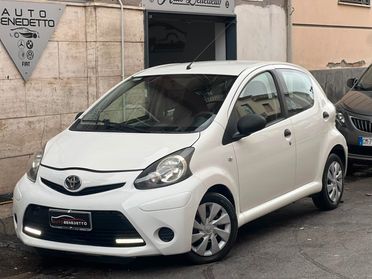 TOYOTA AYGO 1.0 CONNECT 5P 2013