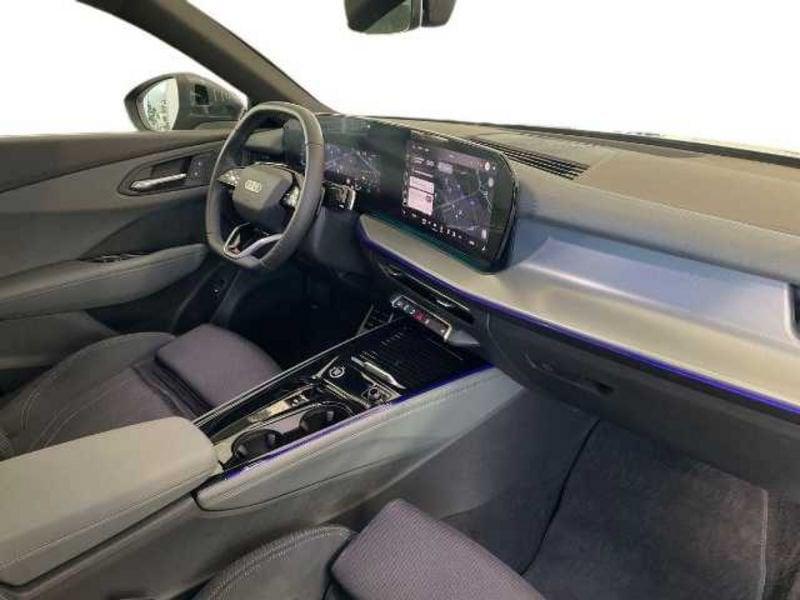 Audi Q3 Sportback Audi Sportback Business TFSI 110 kW S tronic