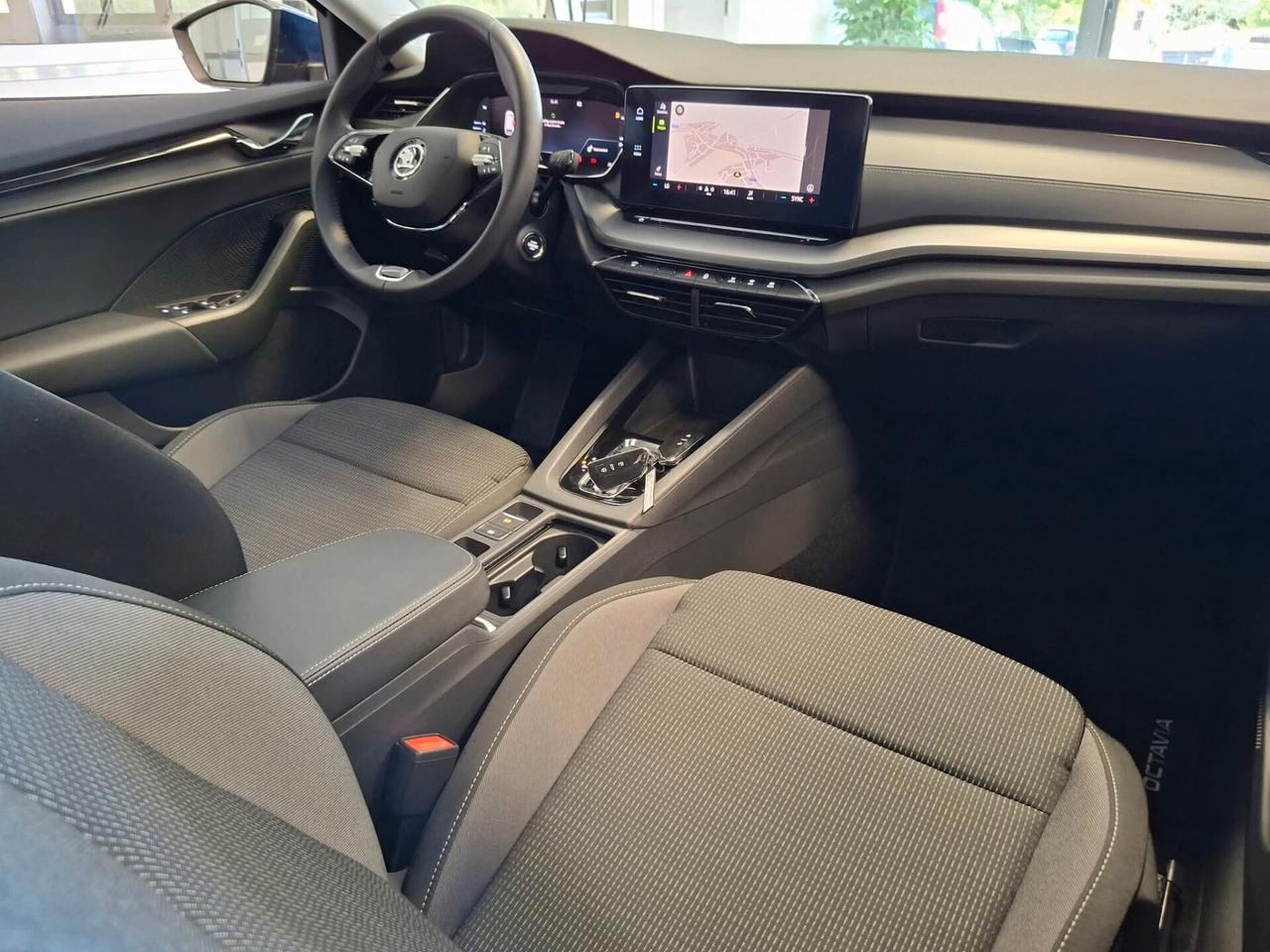 Skoda Octavia 2.0 TDI DSG Wagon 10.000km