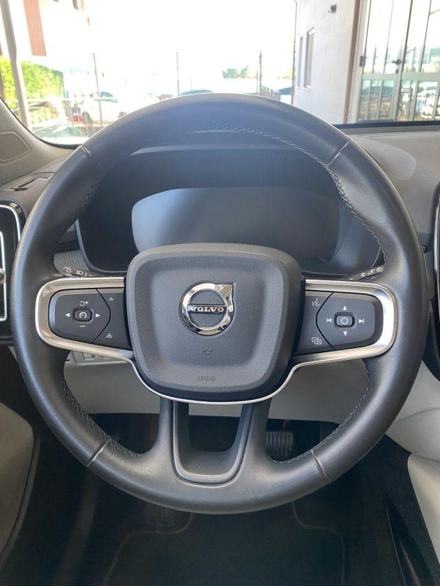 VOLVO XC40 XC40 T5 Recharge Plug-in Hybrid Inscription Expres