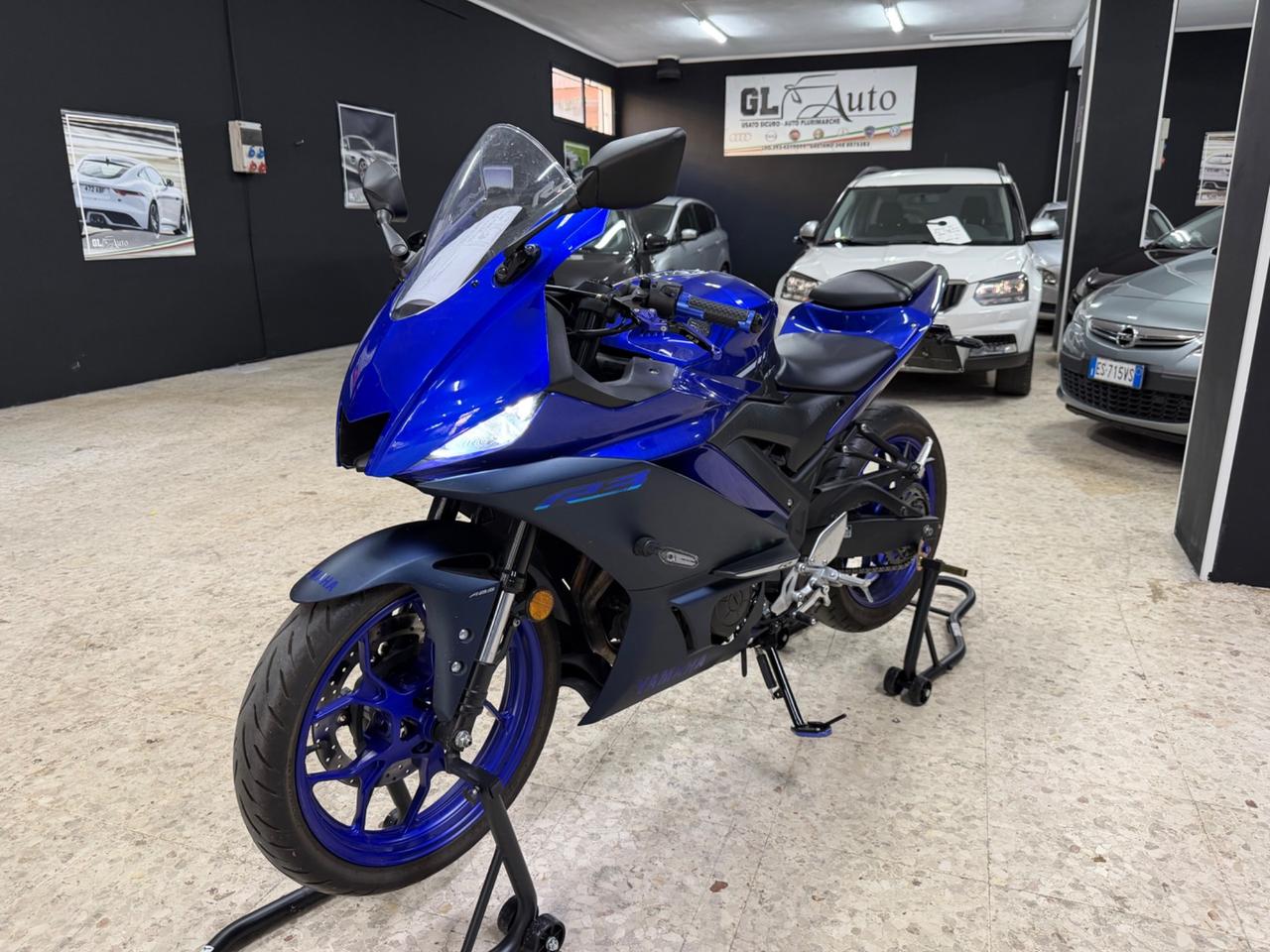 Yamaha R 3 R3