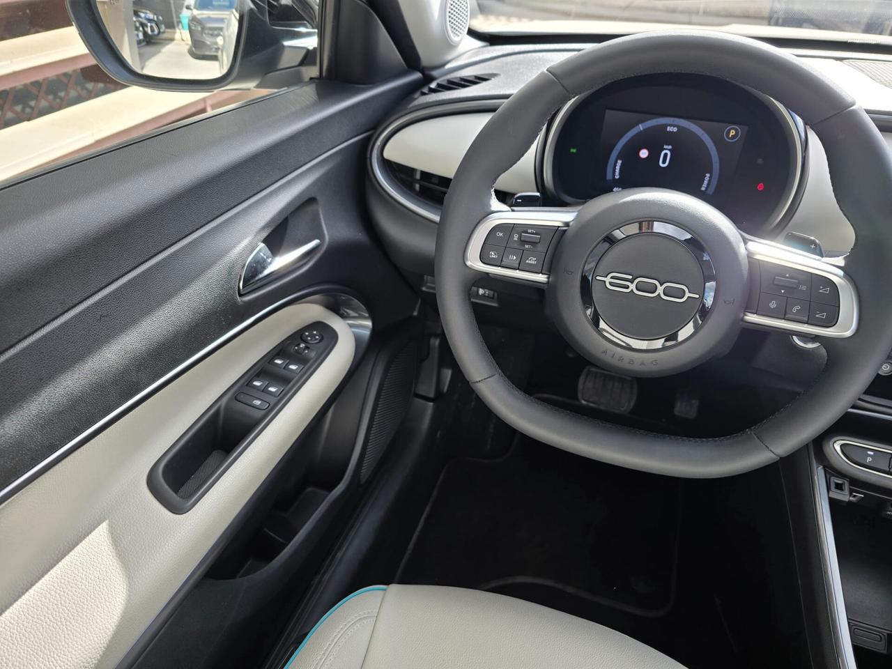 Fiat 600 Hybrid 100 CV DCT MHEV La Prima