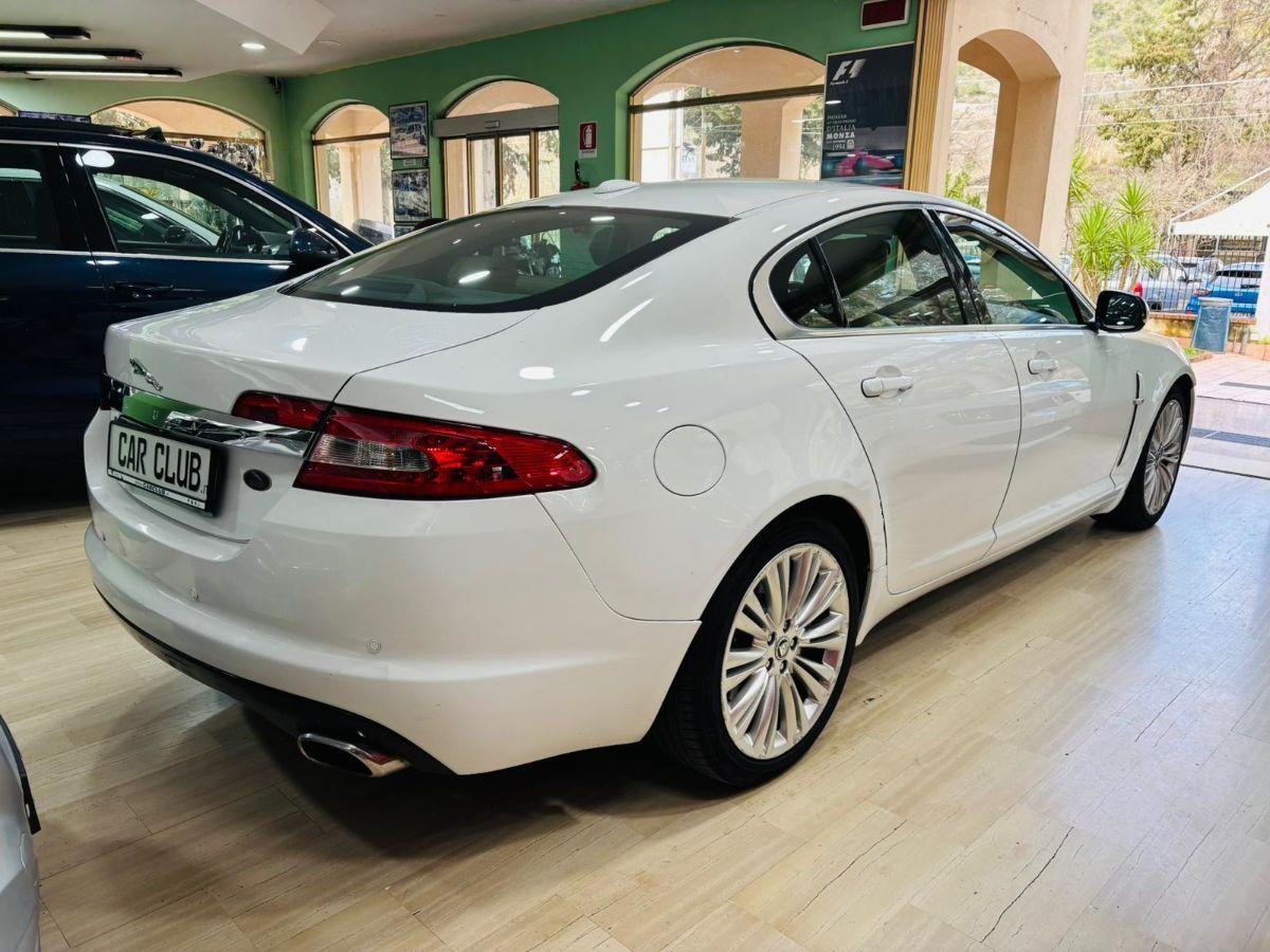 Jaguar XF 3.0 D 241cv V6 Luxury