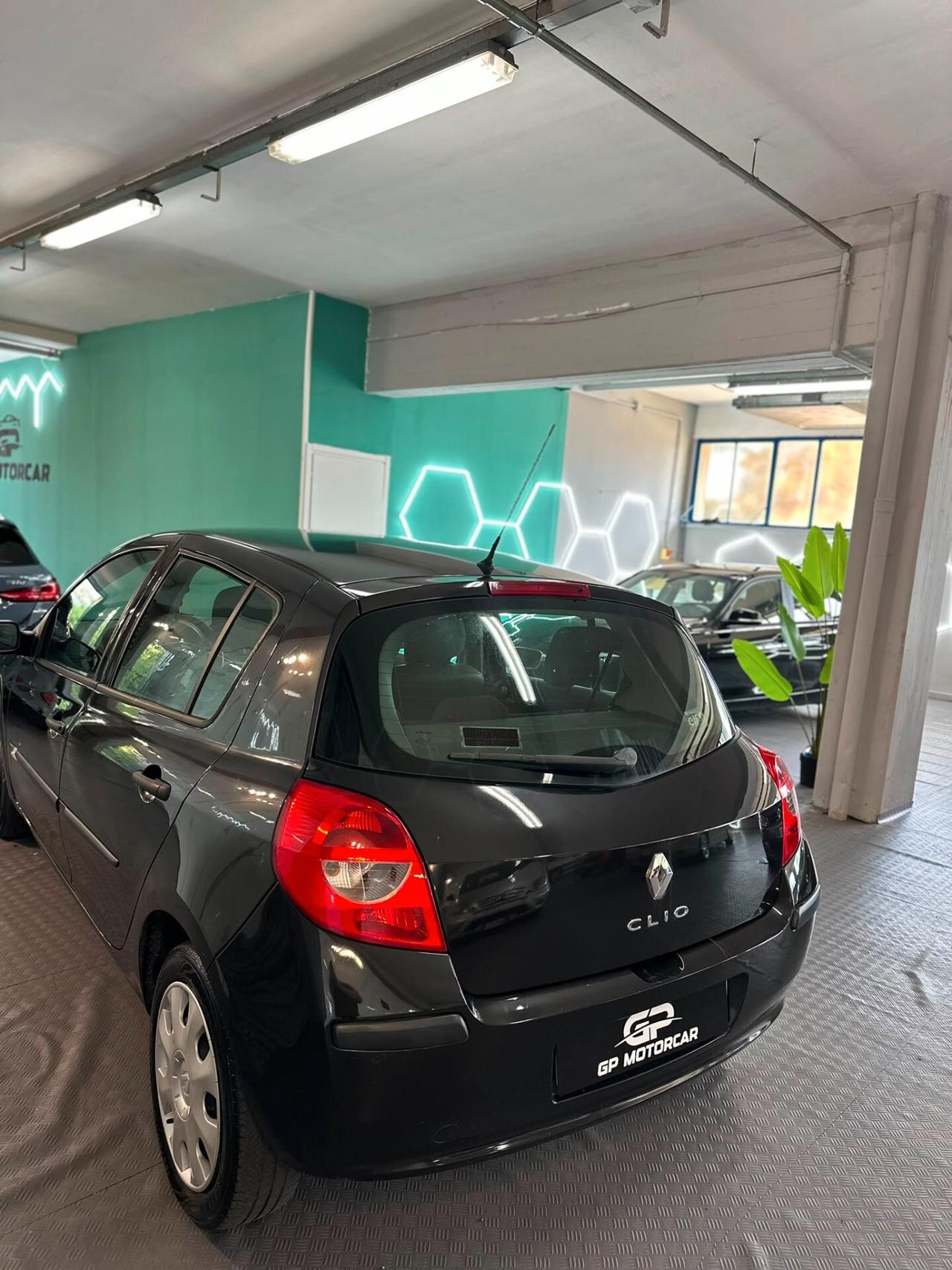 Renault Clio 1.2 16V 5 porte Le Iene