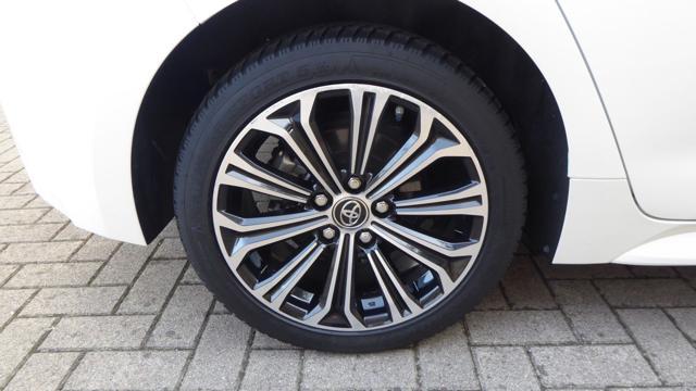 TOYOTA Corolla 1.8 Hybrid Style
