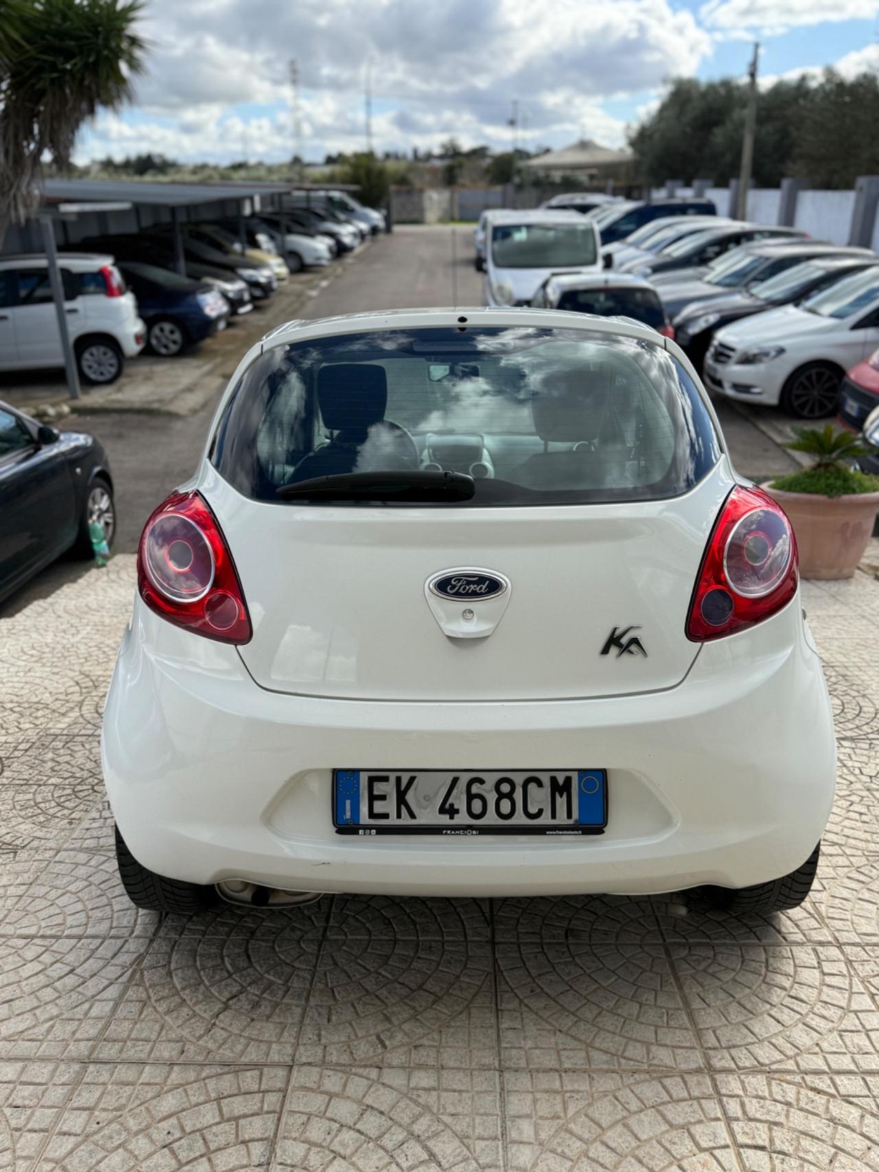 Ford Ka 1.2 8V Benz