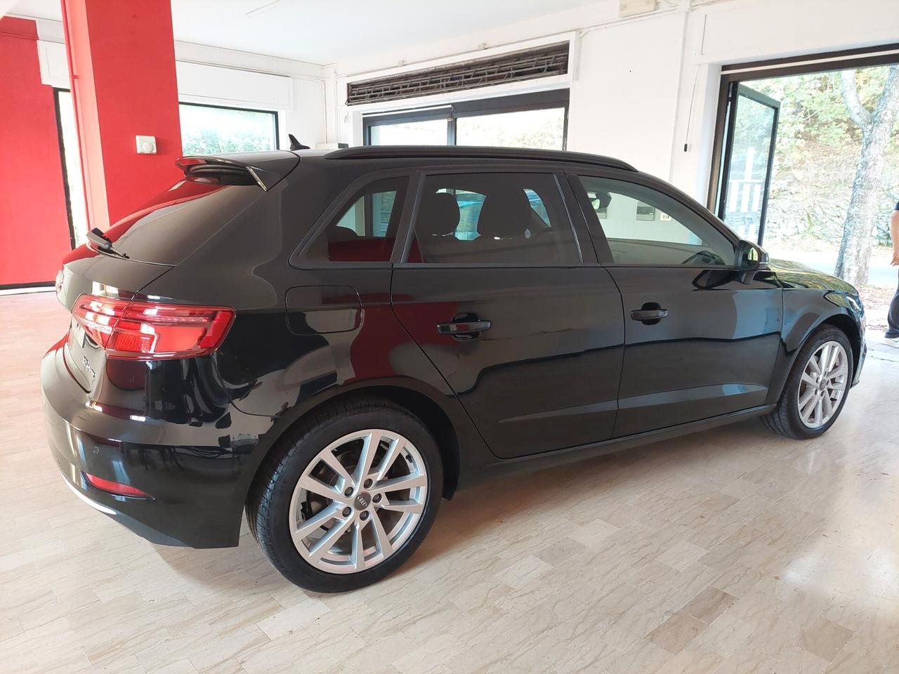 Audi A3 SPB 30 g-tron S tronic Sport LED/NAVI/C17/SEDILI ELETTRICI