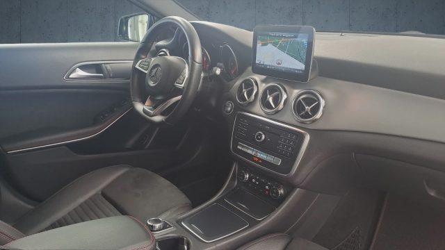 MERCEDES-BENZ GLA 200 d Automatic Premium