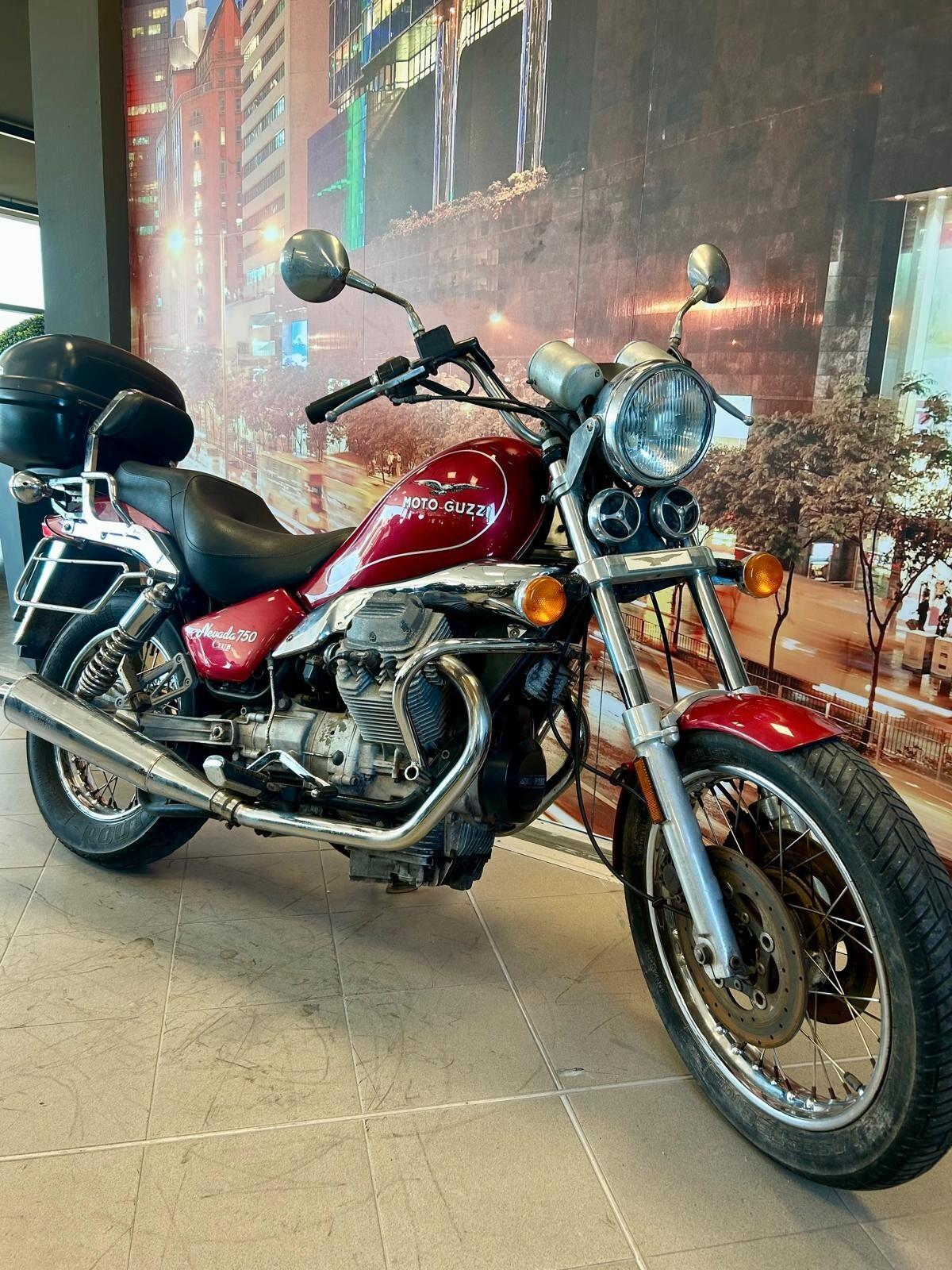 Moto Guzzi Nevada 750 Club