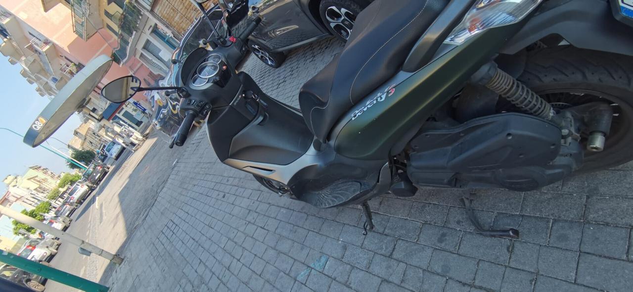 Piaggio Beverly 300 del 2020 USATO