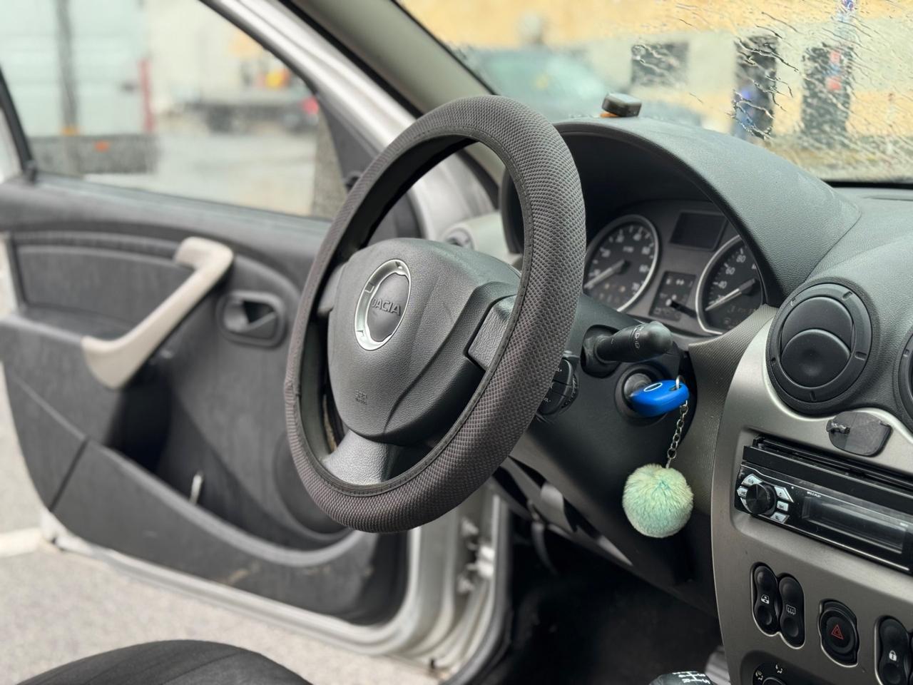 DACIA SANDERO 1.2 BENZINA NEO PATENTATI 12 MESI DI GARANZIA