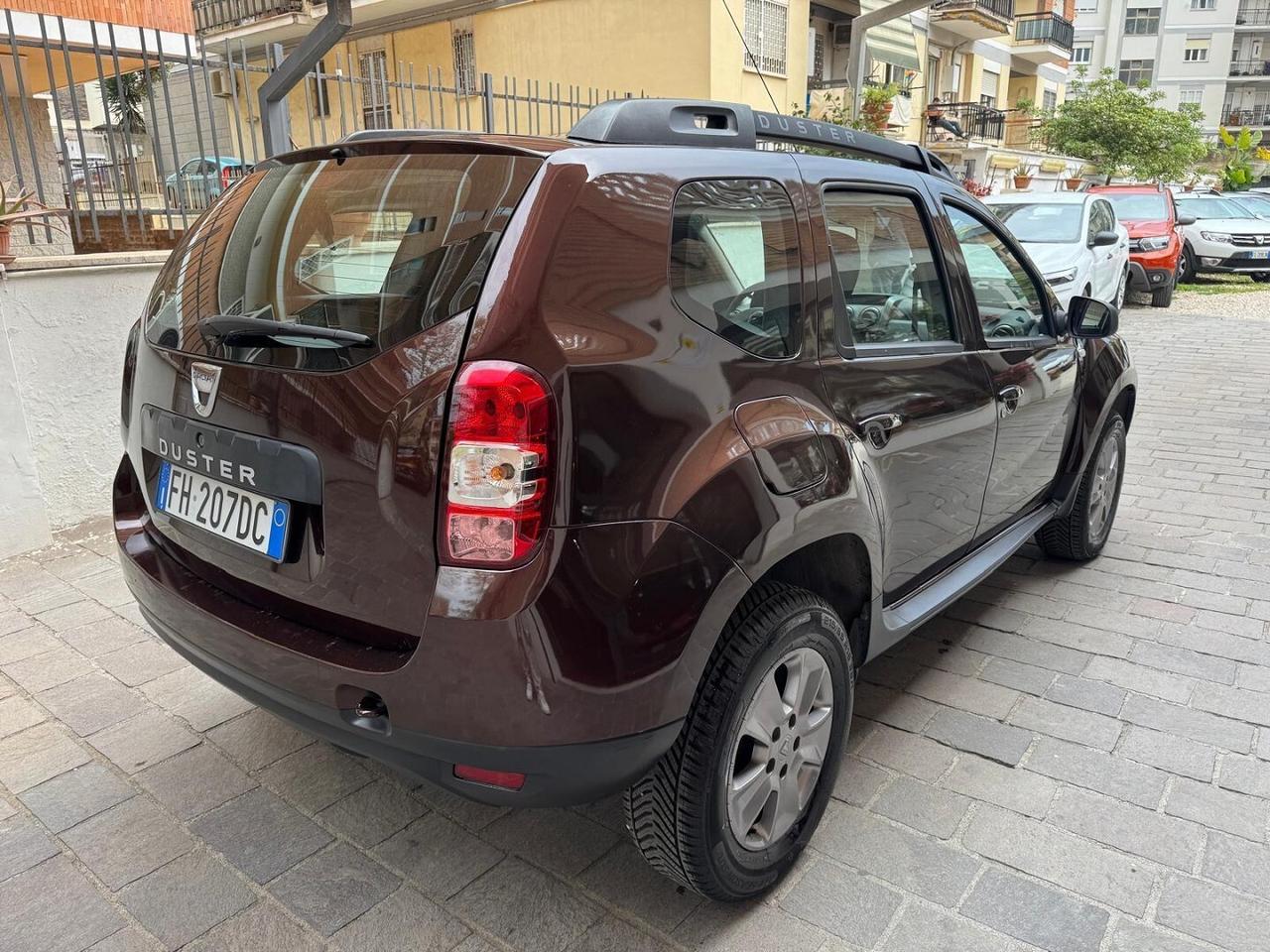 Dacia Duster 1.6 115 cv GPL Laureate