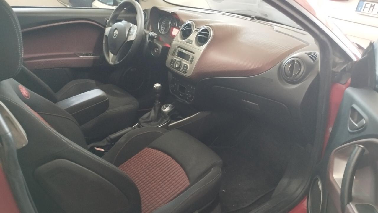 Alfa Romeo MiTo 1.4 T 155 CV Distinctive Sport Pack