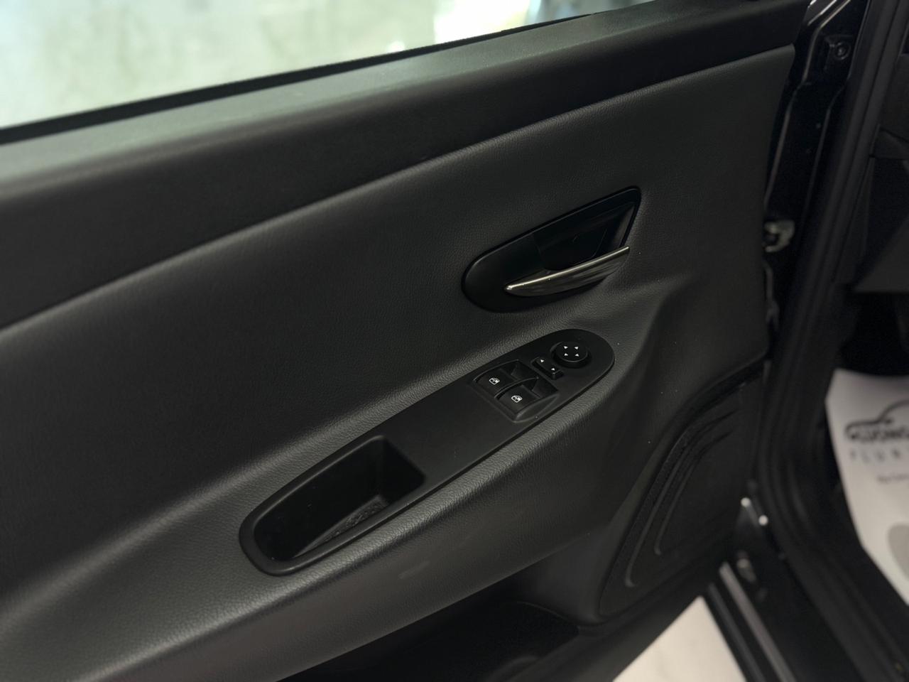 Lancia Ypsilon 1.2 GPL Ecochic Gold