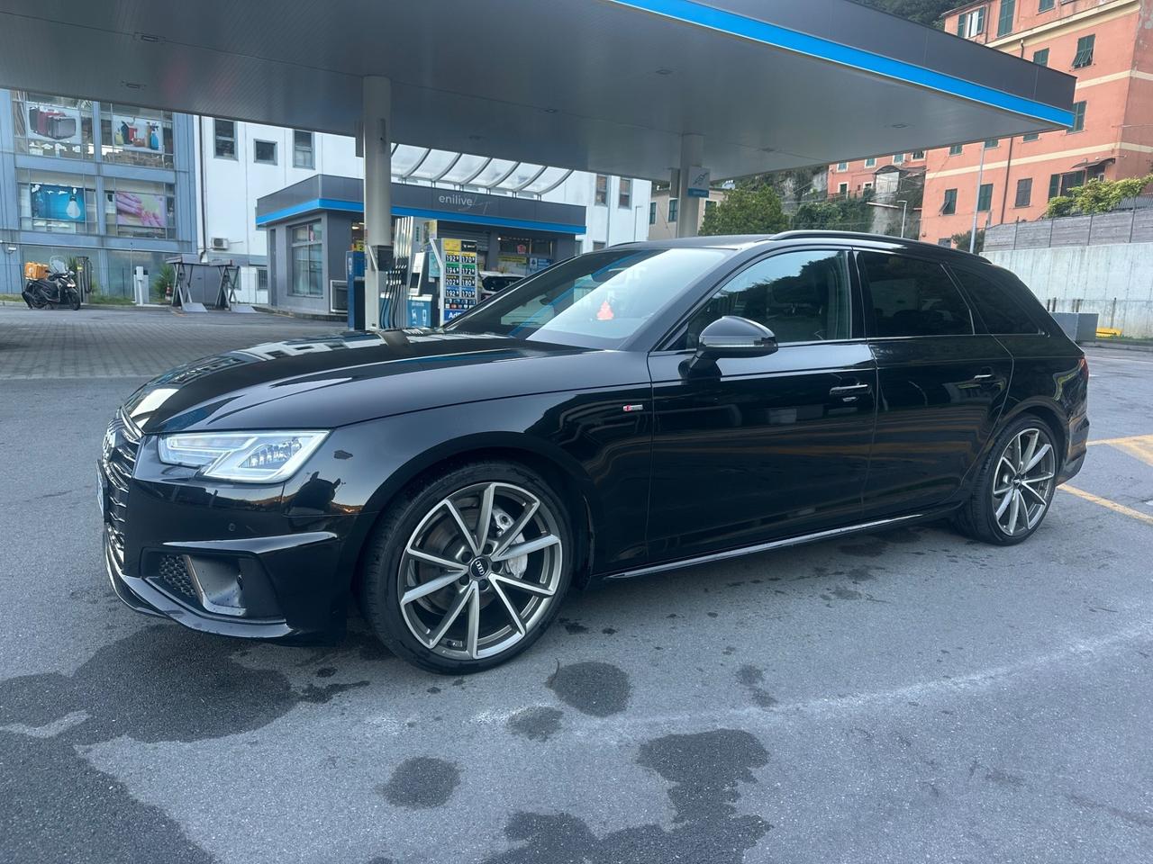 Audi A4 Avant 40 TDI quattro S tronic
