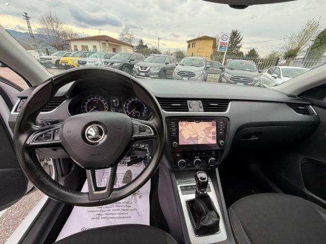 SKODA Octavia 1.6 TDI CR 115 CV Wagon Executive AUTOCARRO