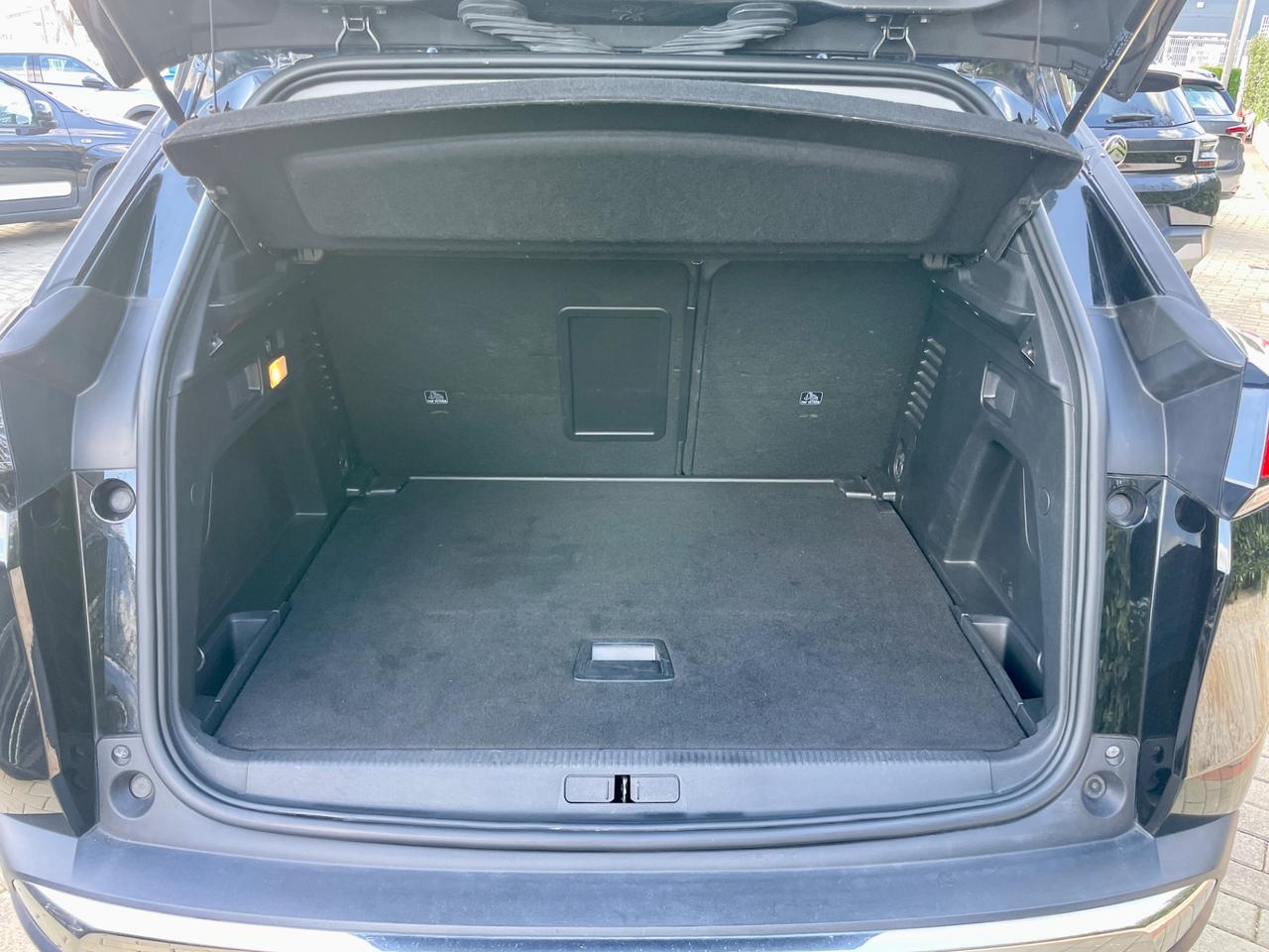 Peugeot 3008 BlueHDi 130 FULL-LED-NAVIGATORE Allure Pack