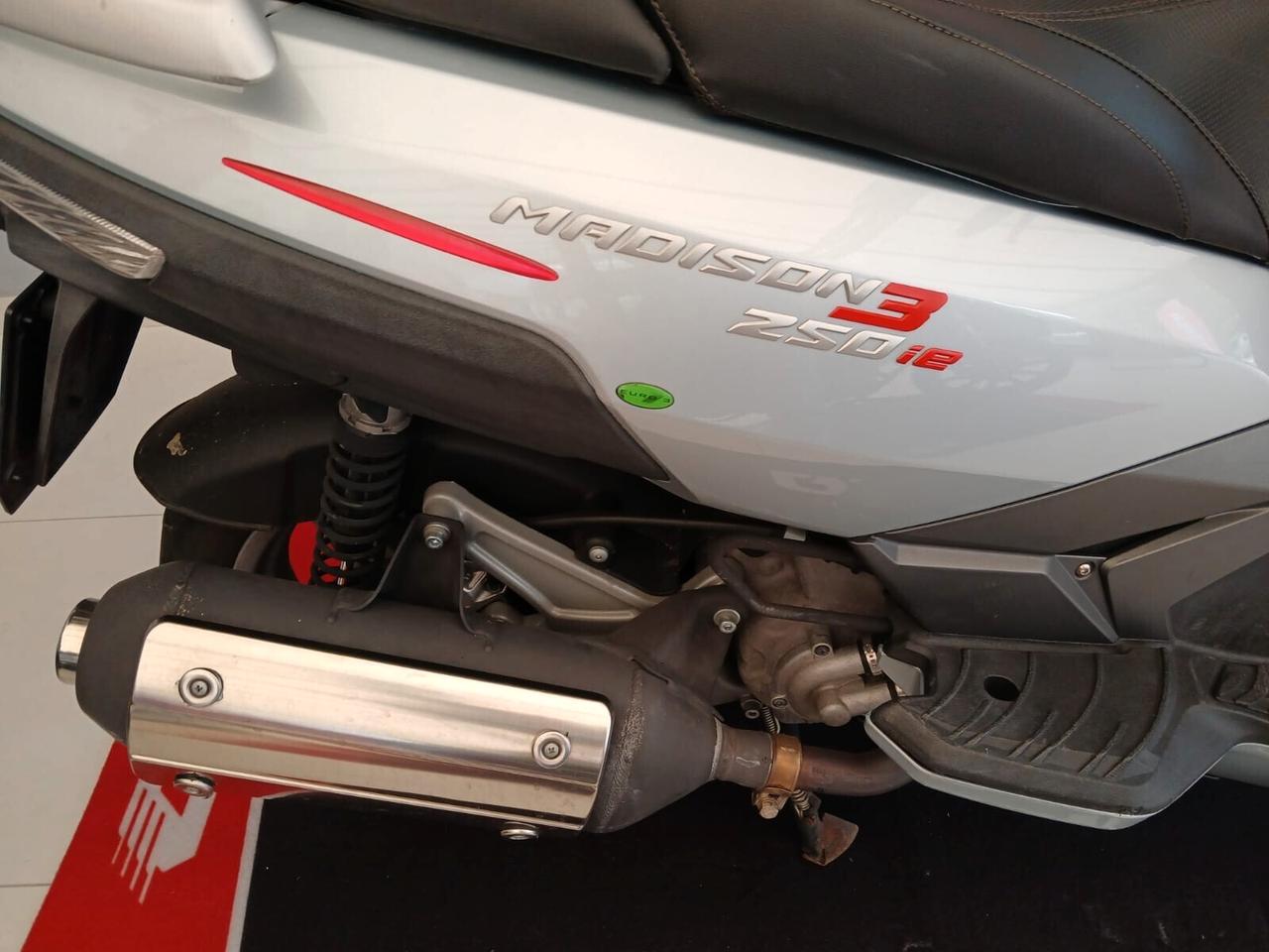 Malaguti Madison 3 250