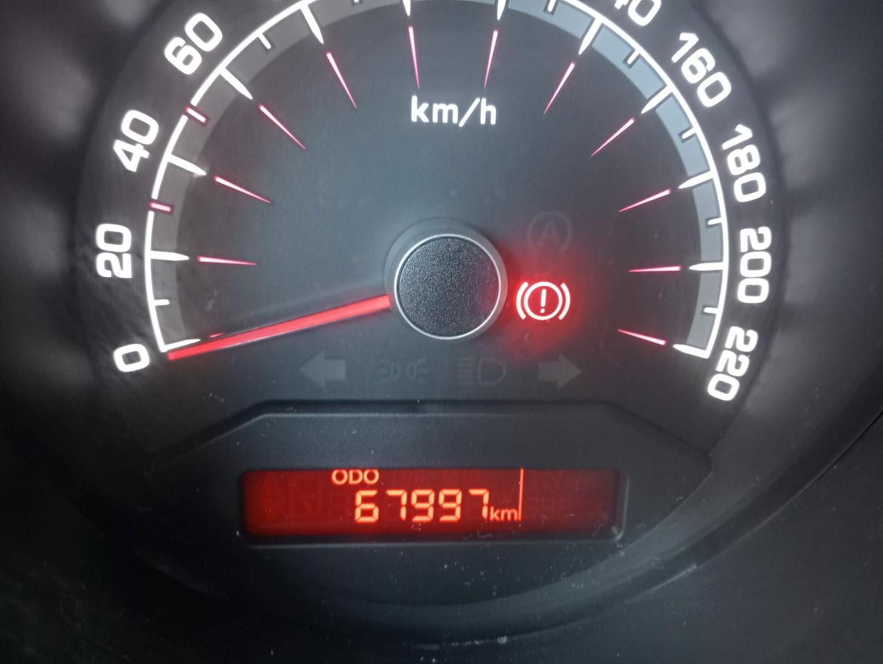 Kia Venga 1.4 CVVT Cool Uniproprietario