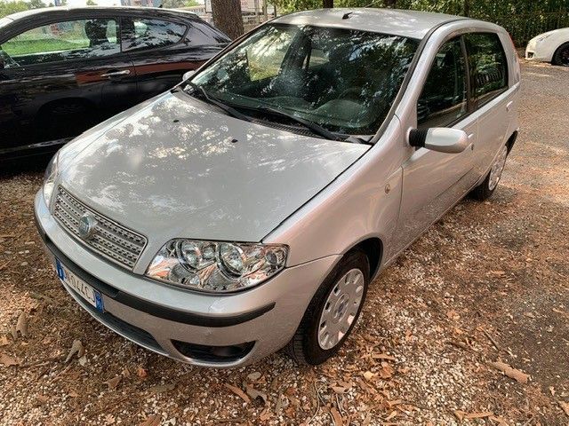 Fiat Punto adatta a Neopatentato