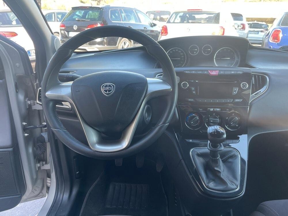 Lancia Ypsilon 1.2 69 CV 5 porte S&S Platinum NEO PATENTATI