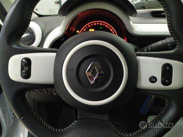 RENAULT Twingo SCe EDC Lovely