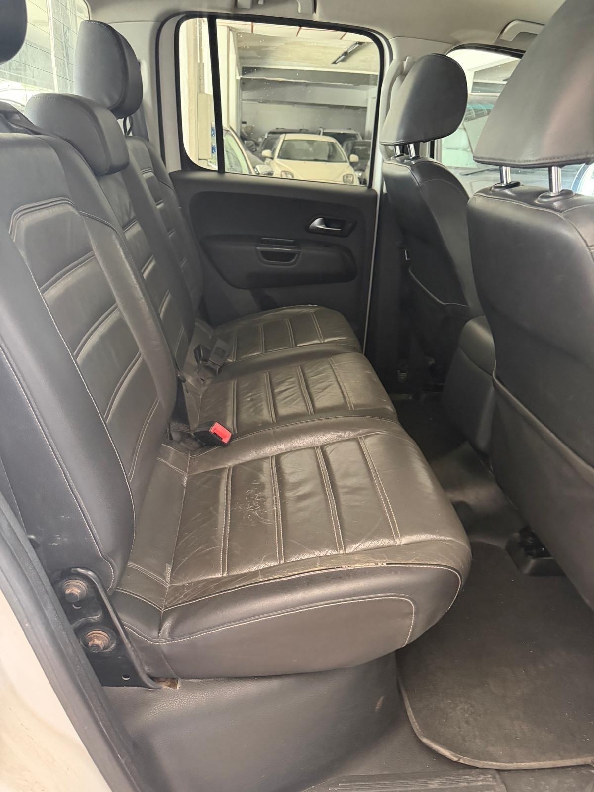 Volkswagen Amarok 3.0 V6 TDI 4MOTION BMT permanente aut. DC Comfortline