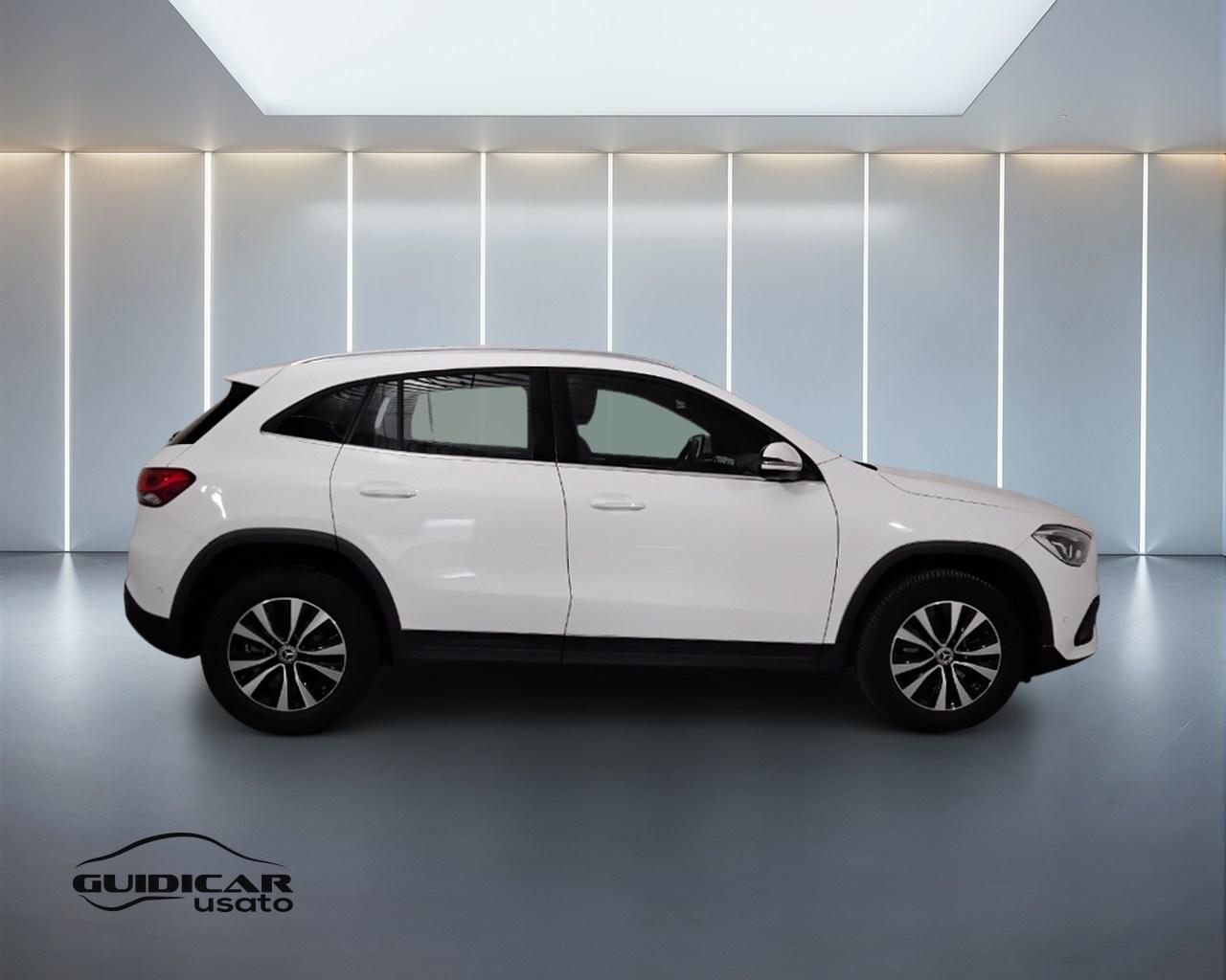Mercedes-Benz GLA-H247 2020 - GLA 180 d Sport auto