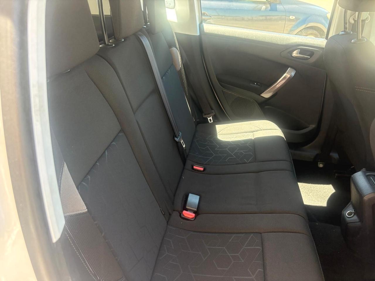 Peugeot 2008 BlueHDi 75 Active