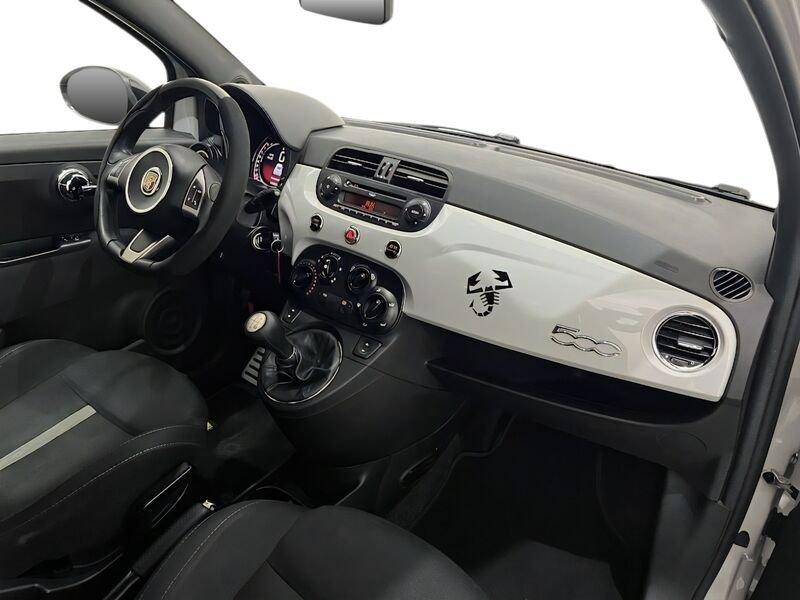Abarth 500 1.4 T-Jet 135cv