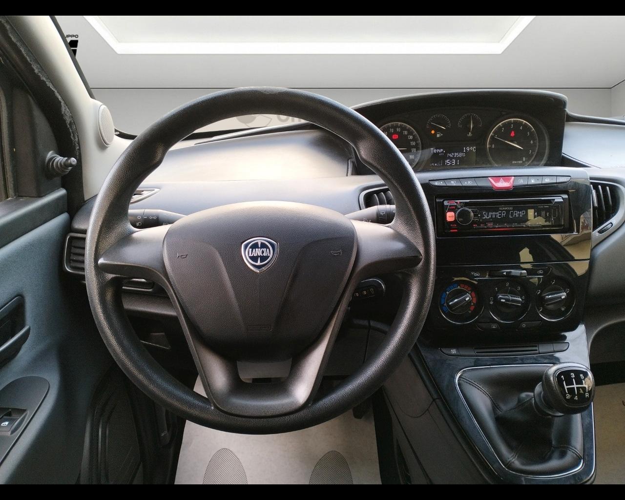 LANCIA Ypsilon 3ª serie Ypsilon 1.2 69 CV 5 po...