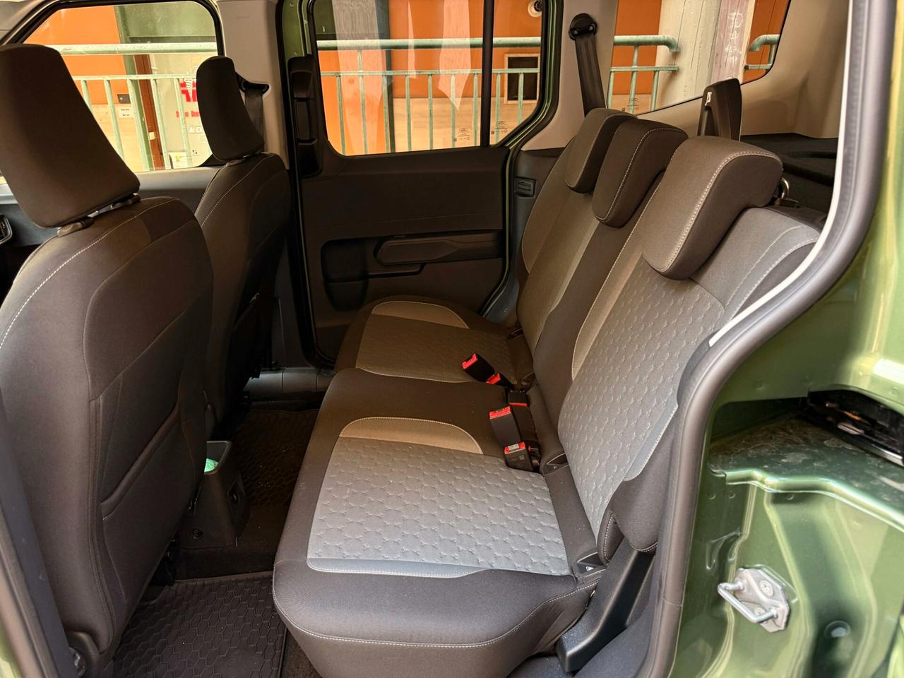 Ford Tourneo Courier 1.0 AUTOCARRO N1