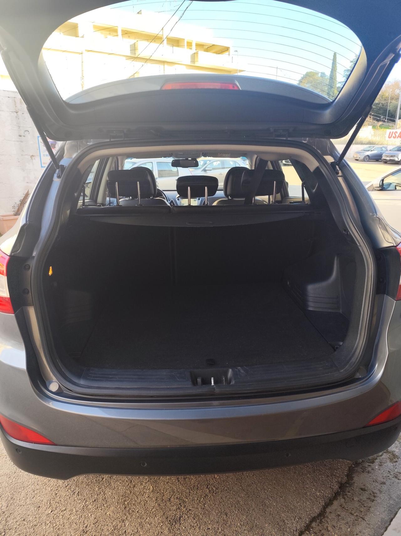 Hyundai iX35 1.7 CRDi 2WD Xpossible