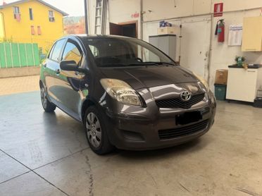 Toyota Yaris 1.0 5 porte Now GPL unico proprietario