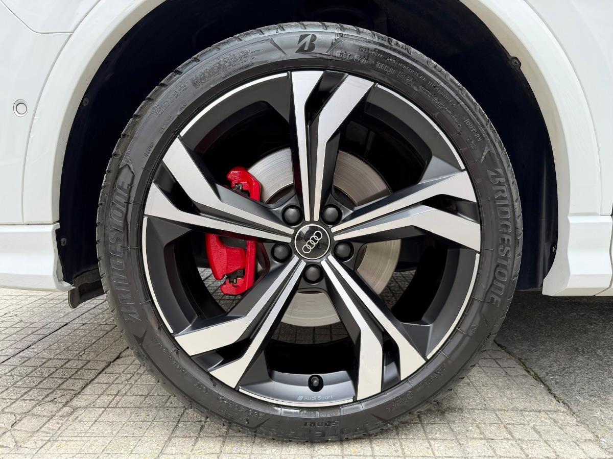 Audi Q3 Sportback 40TDI Quattro S-line Identity Black 193CV