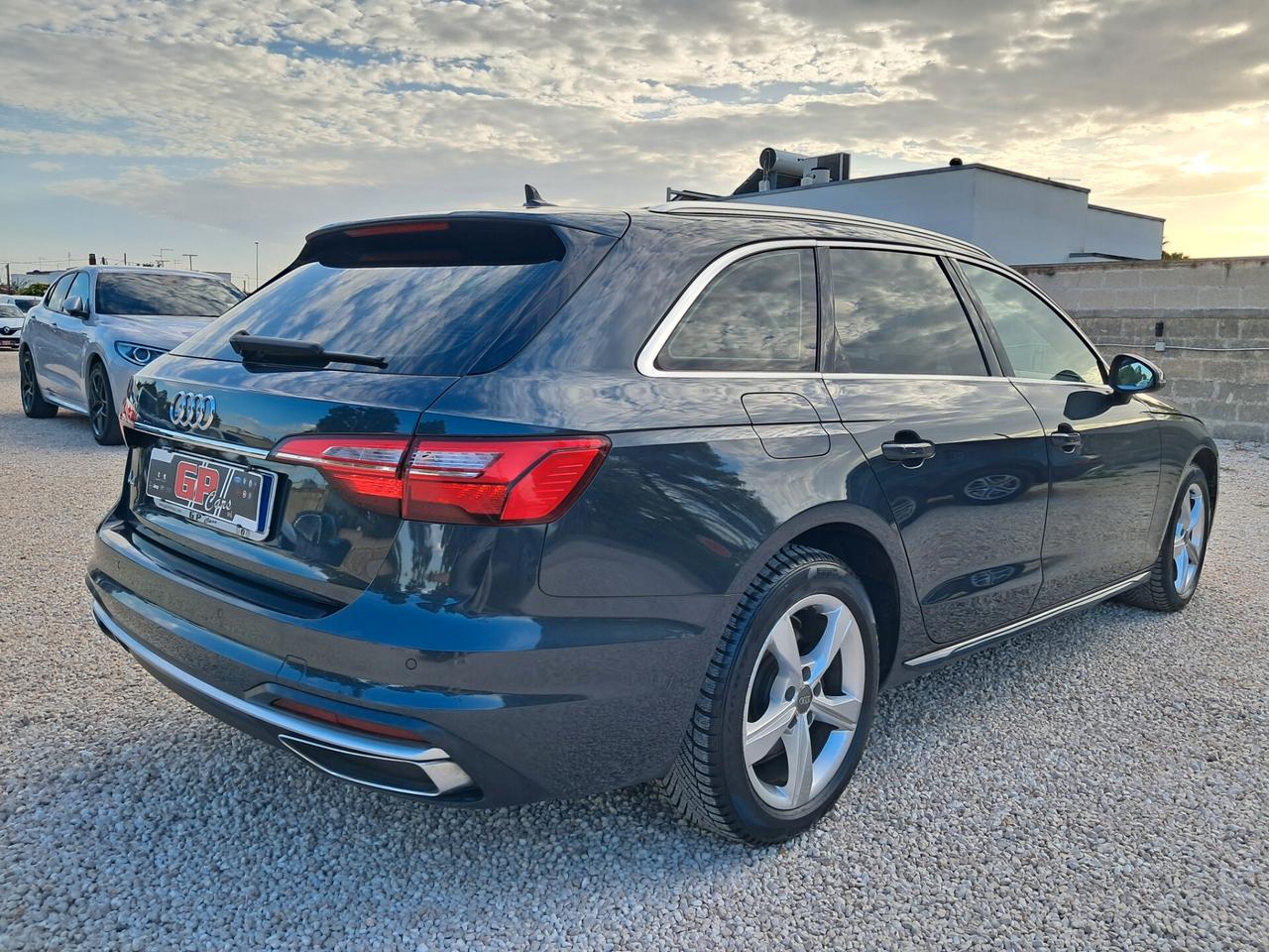 Audi A4 35 TDI * VIRTUAL-LED-NAVY*RADAR