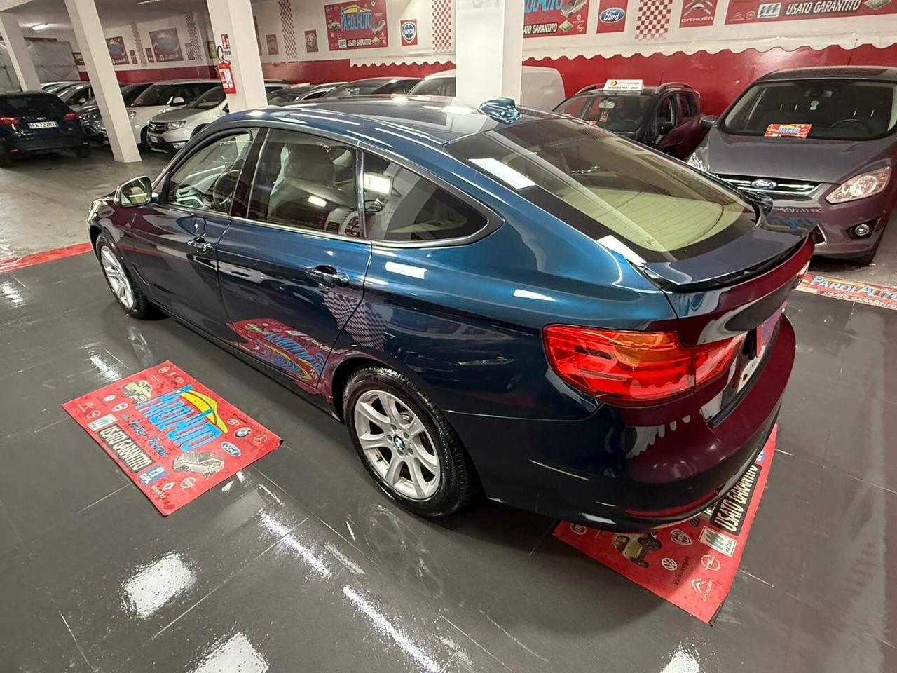 Bmw 2.0 184cv Gran Turismo 320d - 2015