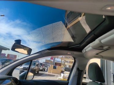 Citroen C3 1.2 Benzina 2013 Tetto panoramico lega sensori